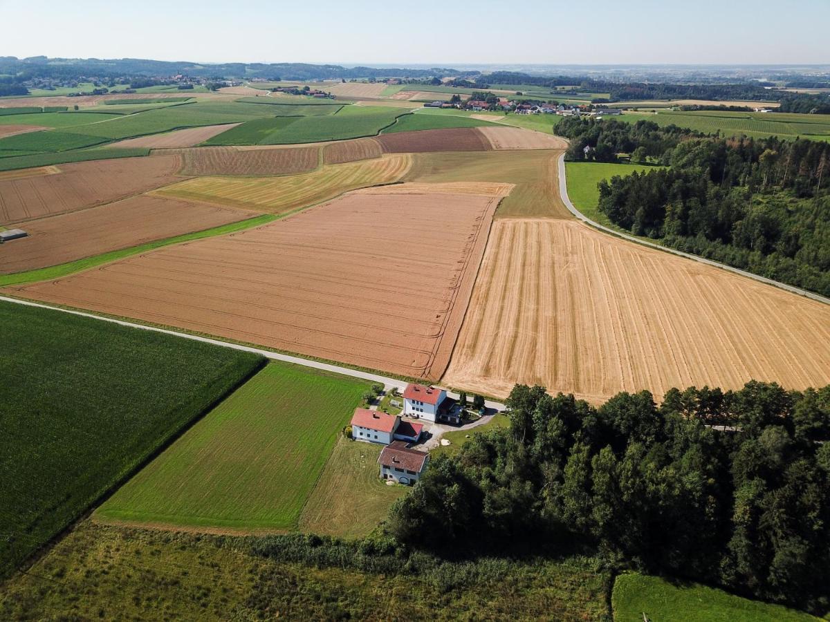 Ferienwohnung Im Idyll 1 Hengersberg Exteriér fotografie