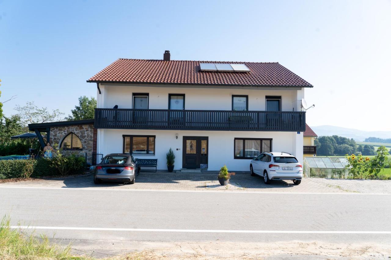 Ferienwohnung Im Idyll 1 Hengersberg Exteriér fotografie